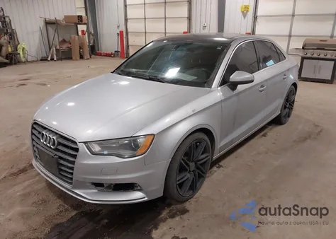 2015 Audi A3 2.0T Premium z USA, uszkodzony, nr VIN WAUEFGFF8F1066563